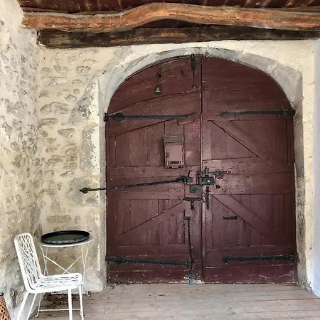 게스트하우스 La Chambre Du Ruisseau